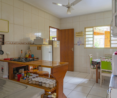 Casa 3 quartos, suíte, terreno inteiro